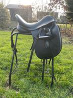 Dressuur Zadel, zadel houder en zadel hoes, Ophalen, Gebruikt, Dressuur