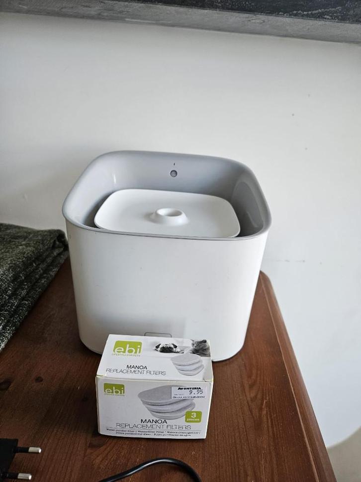 Ebi waterfontein kat/hond, Dieren en Toebehoren, Kattenvoerbakken en Drinkbakken, Zo goed als nieuw, Automatisch, Ophalen