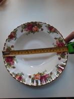 Old country roses royal albert soep/ pasta bord zgan, Ophalen of Verzenden