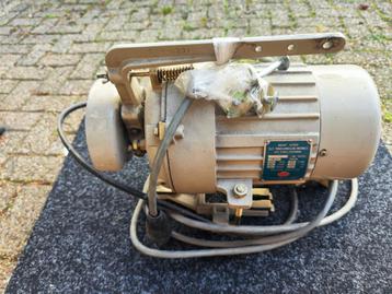 Clutch Naaimachine Motor 220V - Consew beschikbaar voor biedingen