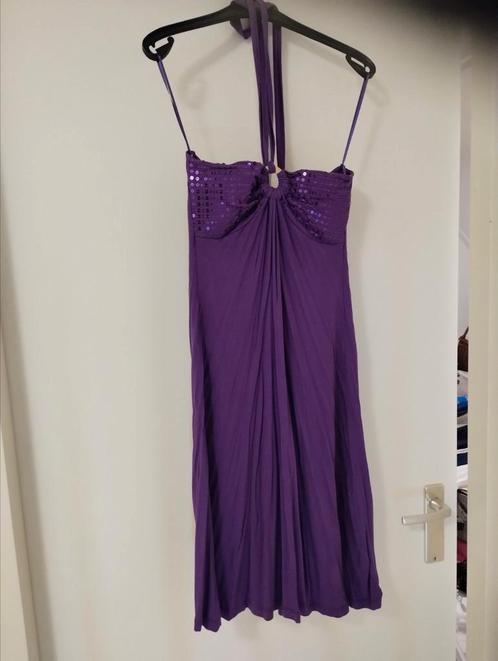 Paarse cocktail jurk met pailletten tanktop model, Kleding | Dames, Jurken, Zo goed als nieuw, Maat 38/40 (M), Paars, Knielengte