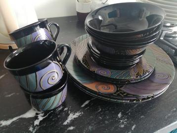 20-delig Servies Set - Uniek Design! beschikbaar voor biedingen