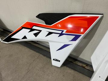 Origineel plastic KTM SXF 2023 beschikbaar voor biedingen