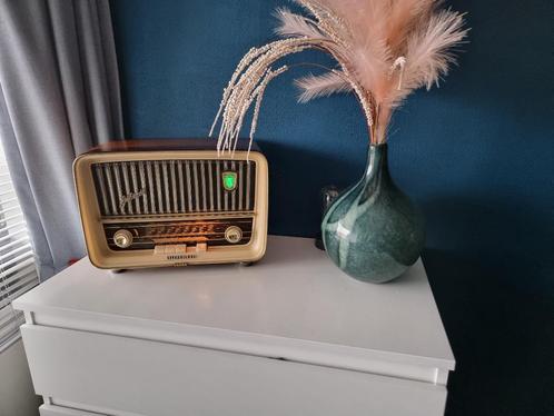 Telefunken Jubilate   optie Bluetooth.., Antiek en Kunst, Antiek | Tv's en Audio, Ophalen of Verzenden