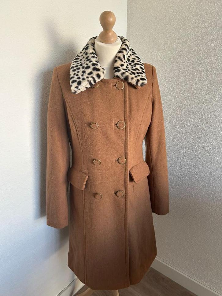 King Louie maat M prachtige bruine jas 377, Kleding | Dames, Jassen | Winter, Zo goed als nieuw, Maat 38/40 (M), Bruin, Ophalen of Verzenden