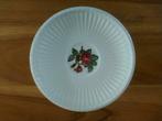 Wedgwood Moss Rose schoteltje 13 cm, Ophalen, Zo goed als nieuw, Wedgwood, Kop(pen) en/of Schotel(s)