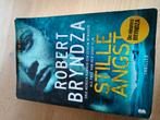 Robert Bryndza - Stille angst, Boeken, Ophalen of Verzenden, Gelezen, Robert Bryndza