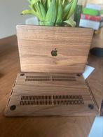 Houten hardcase MacBook Pro 2017, Computers en Software, Laptophoezen, Ophalen of Verzenden, 17 inch of meer, Zo goed als nieuw