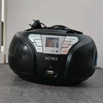 Denver radio met cd speler en usb aansluiting.  beschikbaar voor biedingen