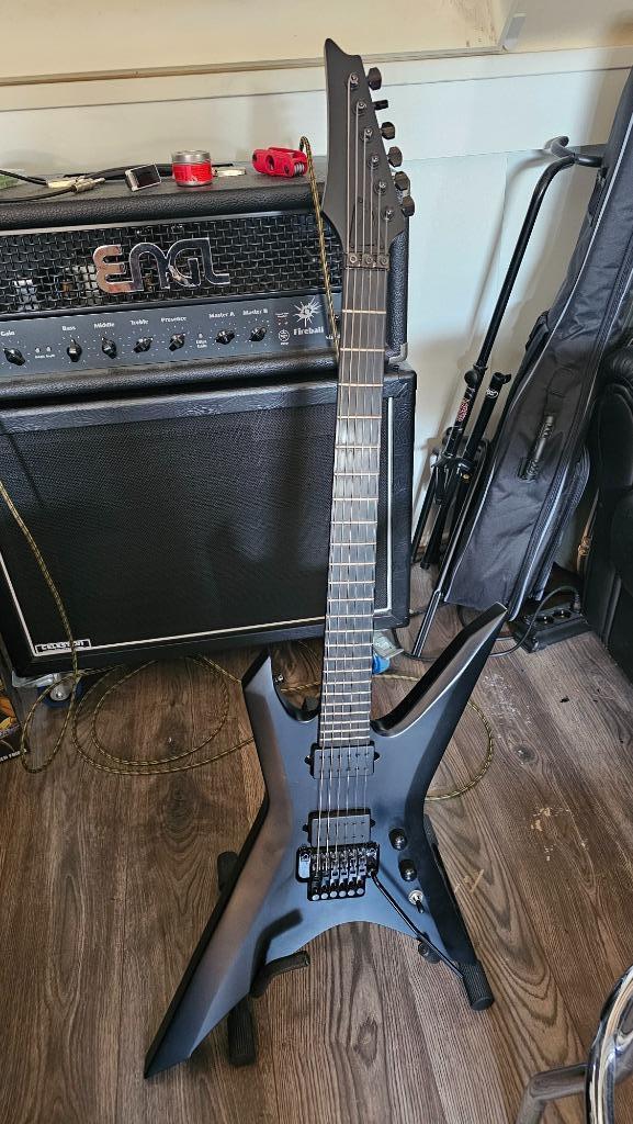 Ibanez XPTB620-BKF, Muziek en Instrumenten, Snaarinstrumenten | Gitaren | Elektrisch, Zo goed als nieuw, Solid body, Ibanez, Ophalen