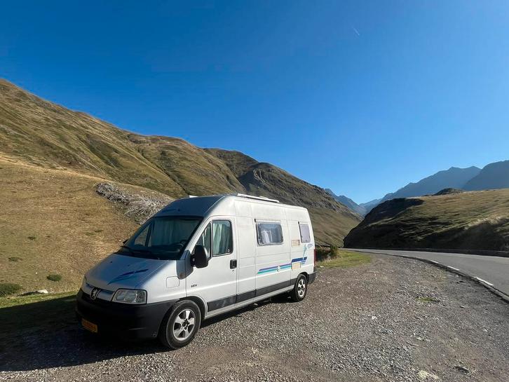 Peugeot Boxer 2.8 hdi uit 2003 off grid, Caravans en Kamperen, Campers, Particulier, tot en met 2, Buscamper of Camperbus, Pössl