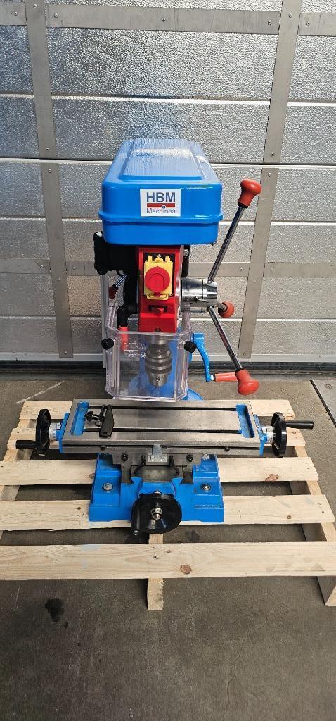HBM 16 MM Boormachine / Freesmachine 230 Volt - 550 Watt., Doe-het-zelf en Verbouw, Gereedschap | Freesmachines, Zo goed als nieuw