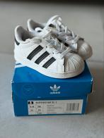 Adidas SuperStars - Maat 21, Adidas, Schoentjes, Jongetje of Meisje, Ophalen of Verzenden
