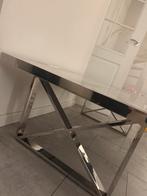 tafel, Overige materialen, 100 tot 150 cm, Zo goed als nieuw, Minder dan 50 cm