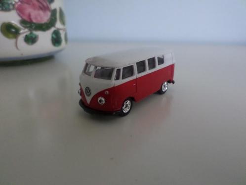 VOLKSWAGEN T Microbus van1962, Hobby en Vrije tijd, Modelauto's | 1:87, Zo goed als nieuw, Auto, Overige merken, Ophalen of Verzenden