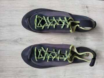 Klimschoenen Rock Simond maat 43 - US 9 beschikbaar voor biedingen