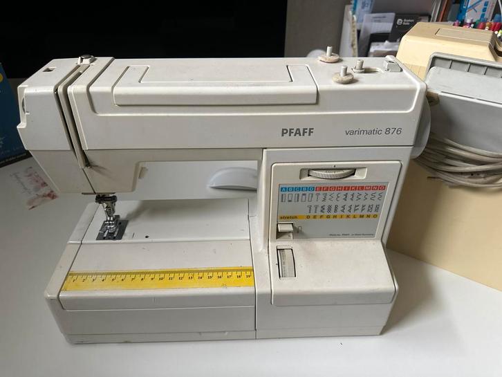 Pfaff Naaimachine - Werkt Goed!, Hobby en Vrije tijd, Naaimachines en Toebehoren, Gebruikt, Naaimachine, Pfaff, Ophalen