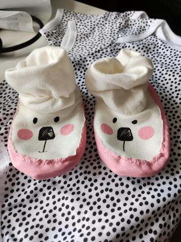Hema baby slofjes NIEUW beschikbaar voor biedingen