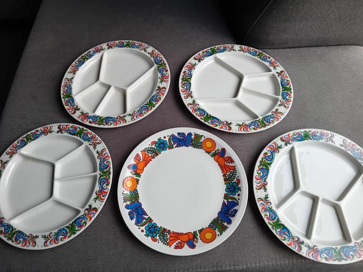 Villeroy & Boch Acapulco en haan kip servies zelfde kleuren, Huis en Inrichting, Keuken | Servies, Zo goed als nieuw, Bord(en)