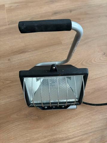 Nieuw in doos bouwlamp 5 meter snoer lamp met bevestiging beschikbaar voor biedingen