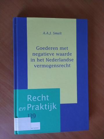 Smelt, A.A.J. Goederen met negatieve waarde beschikbaar voor biedingen