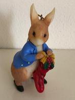 Beatrix Potter Peter Rabbit met Kerstsok Beeldje Hanger, Verzamelen, Ophalen of Verzenden, Zo goed als nieuw, Dier
