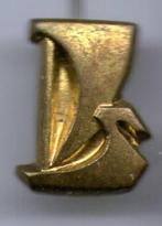 Lada koper auto speldje ( B_193 ), Verzamelen, Verzenden, Zo goed als nieuw, Transport, Speldje of Pin