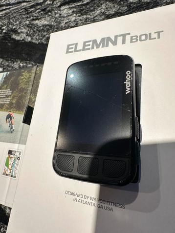 Wahoo elemnt bolt V2 met scheurtje beschikbaar voor biedingen
