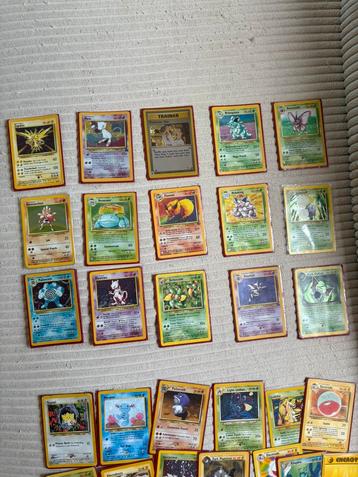 Pokemon kaarten 1999-2000 kaarten veel HOLO beschikbaar voor biedingen