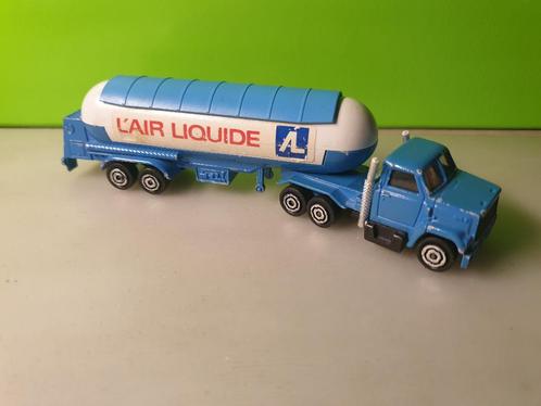 Majorette - Mack Tanker Truck [blauw] 1/100, Hobby en Vrije tijd, Modelauto's | Overige schalen, Gebruikt, Bus of Vrachtwagen