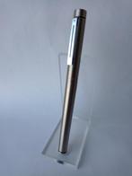 Vulpen Sheaffer Targa 1001 brushed chrome – white dot, Verzamelen, Pennenverzamelingen, Verzenden, Vulpen, Overige merken