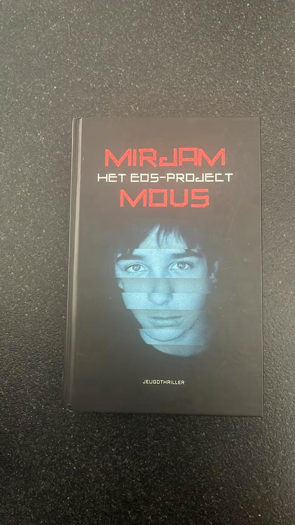 Mirjam Mous - Het Eos-project, Boeken, Kinderboeken | Jeugd | 13 jaar en ouder, Zo goed als nieuw, Ophalen of Verzenden