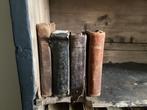 4 oude brocante bijbeltjes bijbel, Ophalen, Steen of Klei, Zo goed als nieuw, Minder dan 5 m²