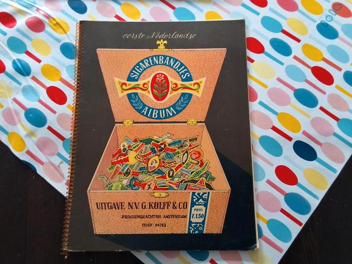 Sigaren album + sigarenbandjes, Verzamelen, Overige Verzamelen, Gebruikt, Ophalen of Verzenden