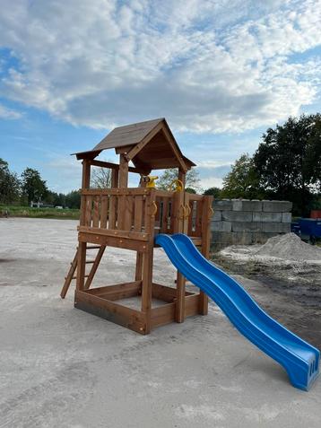 Speelhuisje nieuw douglas hout beschikbaar voor biedingen