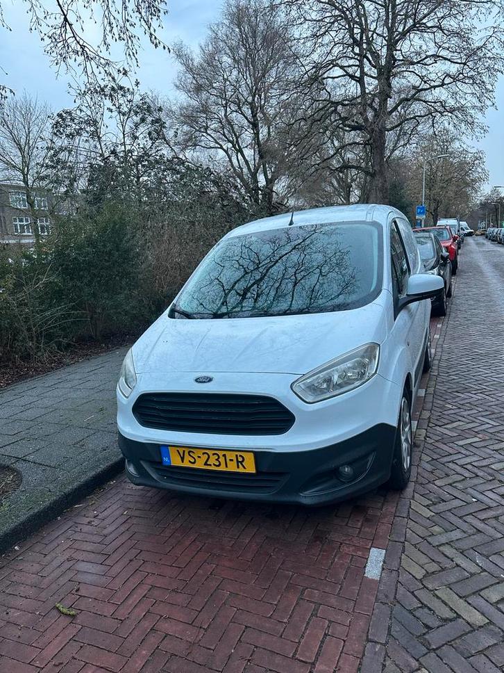 Ford Transit Courier 1.5 Tdci 55KW 2015, Auto's, Bestelauto's, Particulier, ABS, Airbags, Airconditioning, Bluetooth, Elektrische buitenspiegels