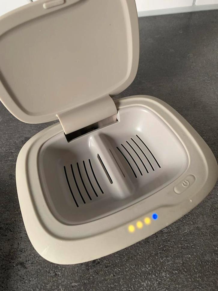 Clean & Dry Box voor Reiniging oorstukjes Hoortoestellen, Sieraden, Tassen en Uiterlijk, Uiterlijk | Lichaamsverzorging, Nieuw