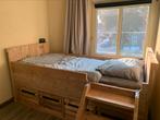 Steigerhouten bed met opbergbakken, Ophalen, Eenpersoons, Zo goed als nieuw, 200 cm