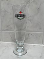 HEINEKEN VOETGLAS. MET LOGO ONDERIN., Verzamelen, Biermerken, Ophalen of Verzenden, Zo goed als nieuw, Glas of Glazen, Heineken