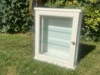 Klein wit hang vitrine kastje 52 cm - 42cm- 12 cm, Ophalen, Zo goed als nieuw