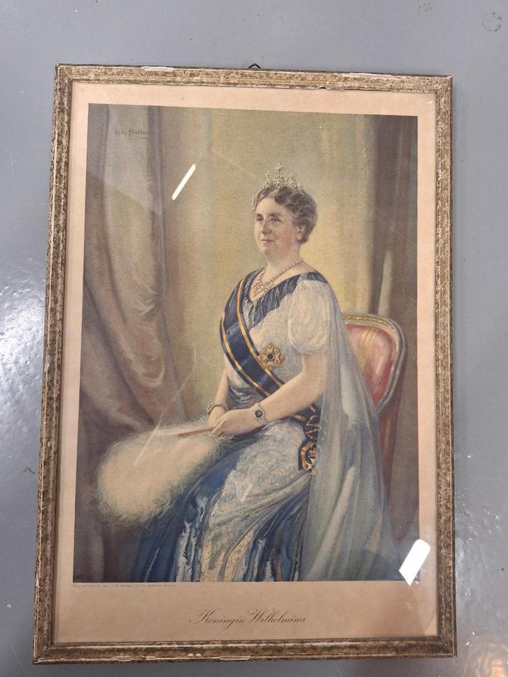 Lijst met afbeelding van Koningin Wilhelmina, Verzamelen, Koninklijk Huis en Royalty, Gebruikt, Kaart, Foto of Prent, Nederland