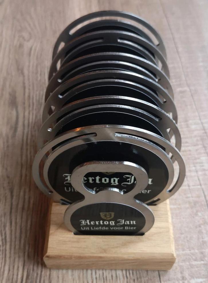 Unieke RVS HERTOG JAN onderzetters met RVS opener, Verzamelen, Biermerken, Nieuw, Viltje(s), Hertog Jan, Ophalen of Verzenden