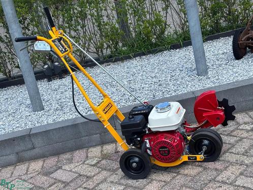 McLane gebruikte Kantensnijder met Honda Pro 4G-7-P0, Tuin en Terras, Zitmaaiers, Gebruikt