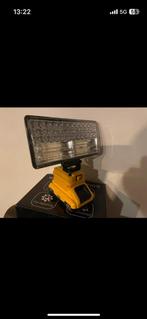 Dewalt Accu Bouwlamp met USB, Minder dan 50 watt, Ophalen of Verzenden, Lamp met armatuur, Nieuw