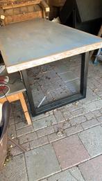 Tafel / werkbank, Ophalen, Zo goed als nieuw, Rechthoekig, Hout