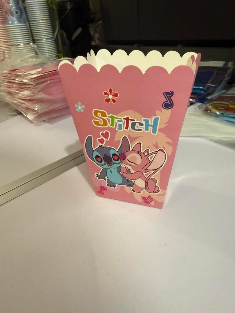 Stitch popcorn/traktatie doosje roze € 0,60, Verzenden, Nieuw, Feestartikel, Verjaardag