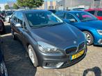 BMW 2-serie Active Tourer 216d Centennial Executive EXPORT, Auto's, BMW, Voorwielaandrijving, Stof, Gebruikt, 116 pk