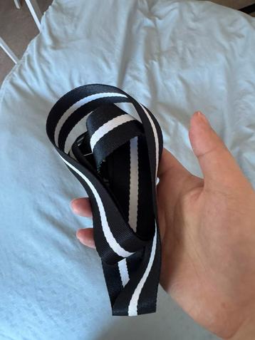 belt beschikbaar voor biedingen