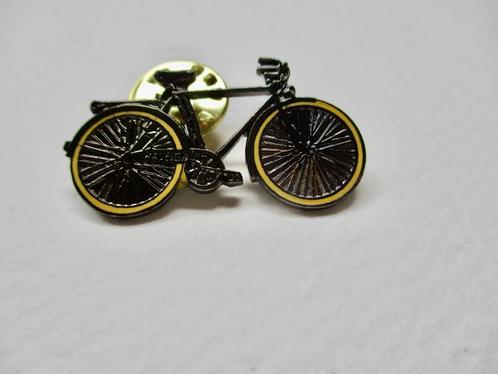 Zwarte pin model FIETS., Verzamelen, Speldjes, Pins en Buttons, Zo goed als nieuw, Speldje of Pin, Transport, Verzenden