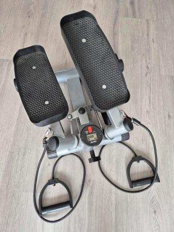  Run Tec Stepper, hometrainer met computer beschikbaar voor biedingen